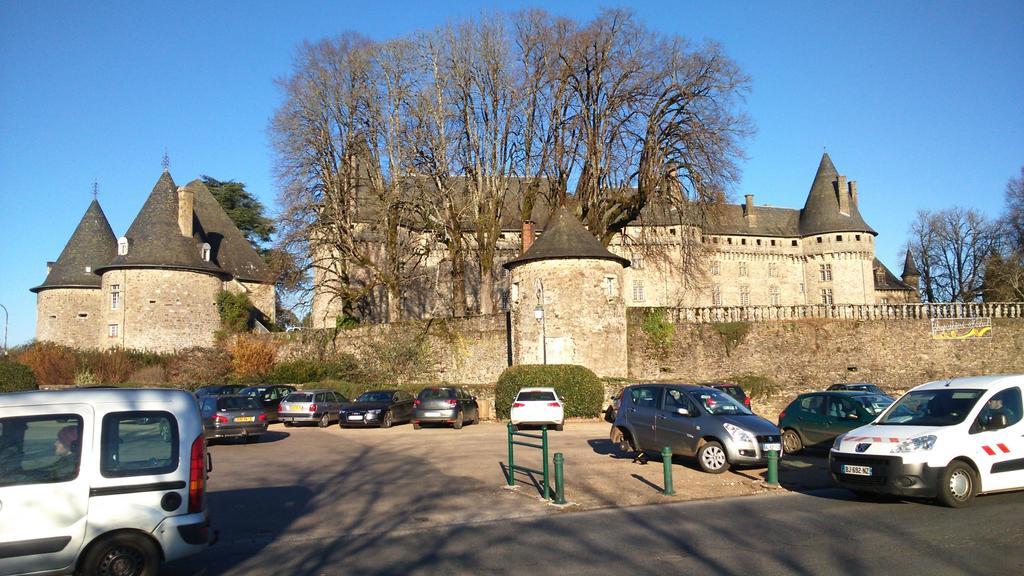 Auberge De La Marquise Arnac-Pompadour Экстерьер фото