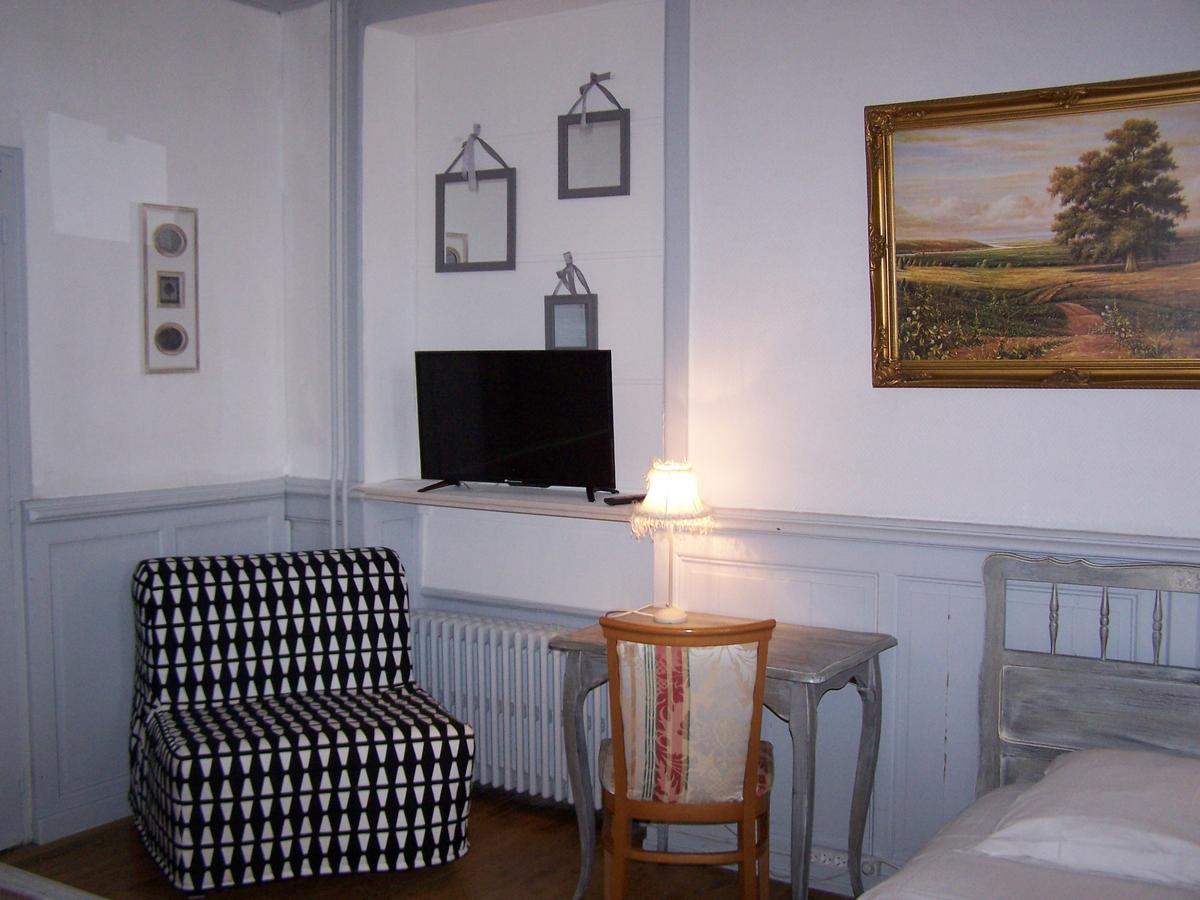 Auberge De La Marquise Arnac-Pompadour Экстерьер фото